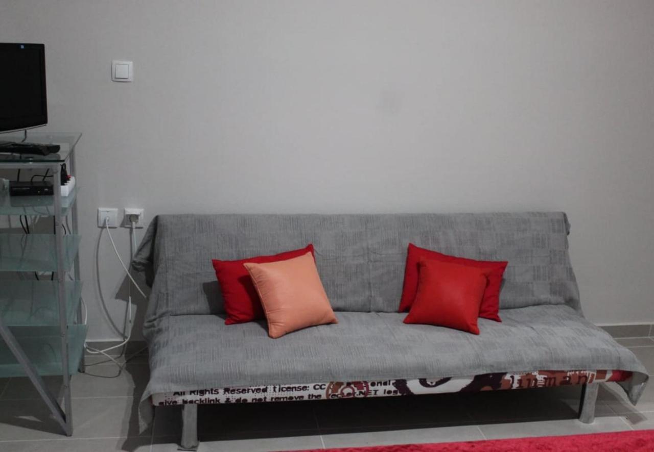 Zoe Apartments Толон Экстерьер фото